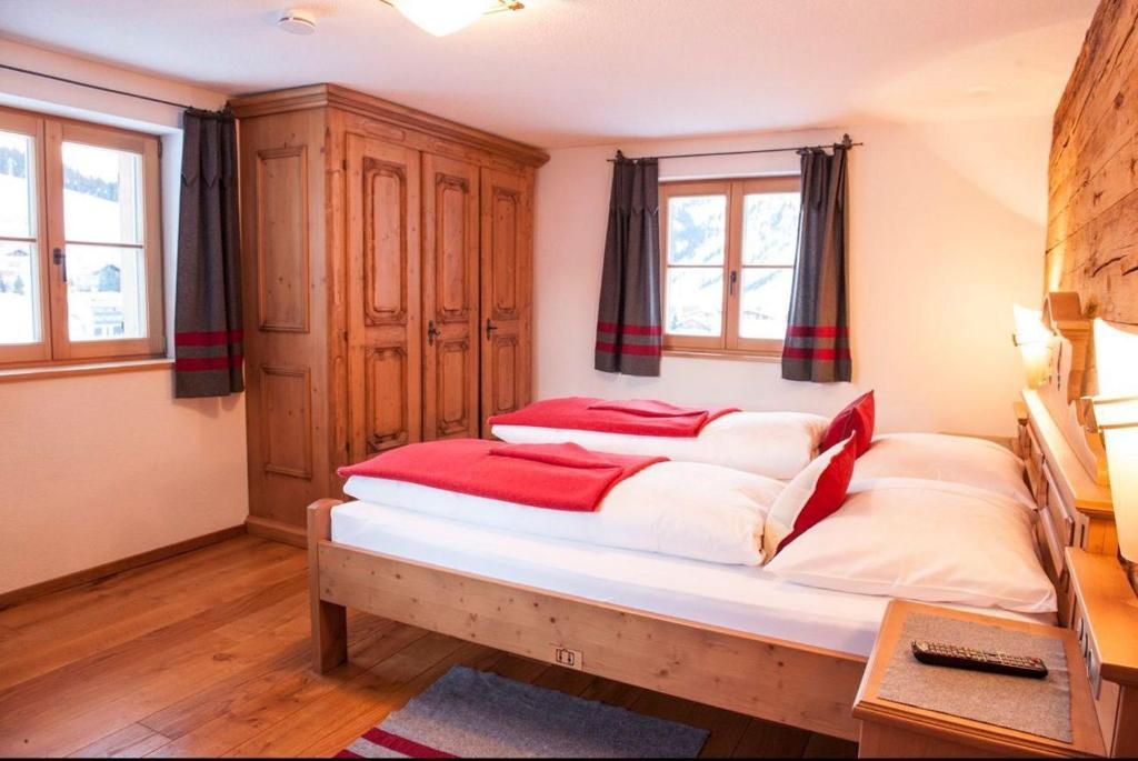 Appartement Omeshorn Anno 1593 Lech am Arlberg Habitación foto